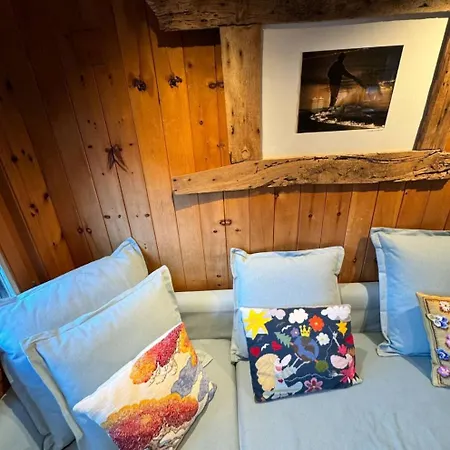 Un Nid Au Paradis - Traditionnel Avec Beaucoup De Cachet