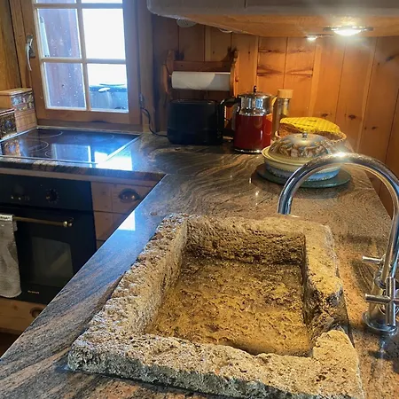 Un Nid Au Paradis - Traditionnel Avec Beaucoup De Cachet