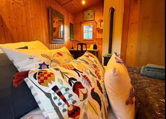 Un Nid Au Paradis - Traditionnel Avec Beaucoup De Cachet Chalet *